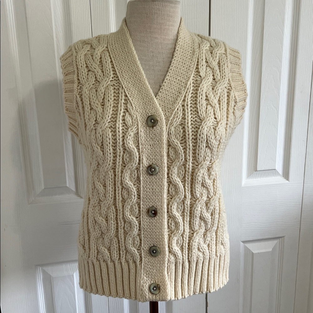 Vintage Aran Fisherman Wool Cream Cable Knit Sweater Vest